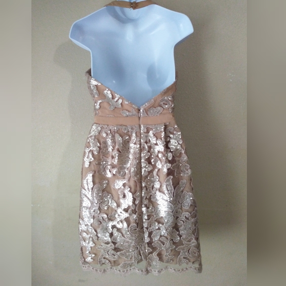 Dress The Population Gold Floral Halter Open Back Mini Dress Size XS - Picture 3 of 8